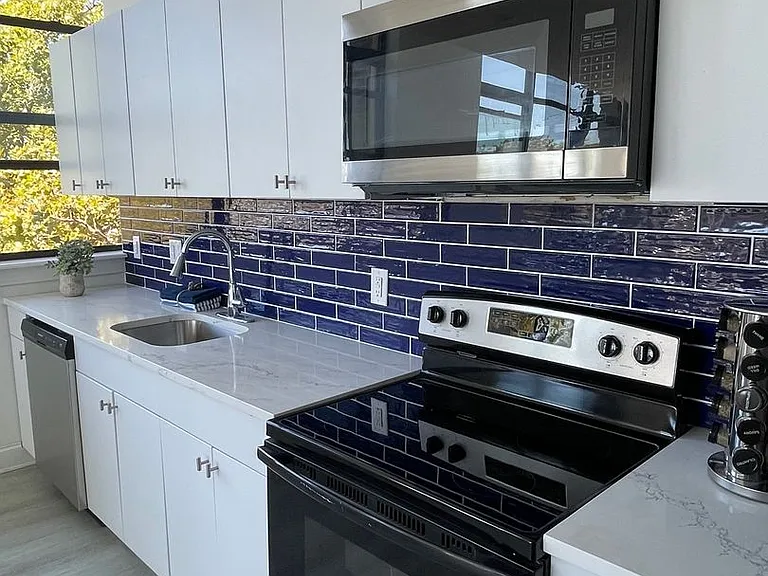 1600 West Hunting Park - Residential — Photo 4