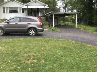 1187 University Dr, Dunbar, PA 15431