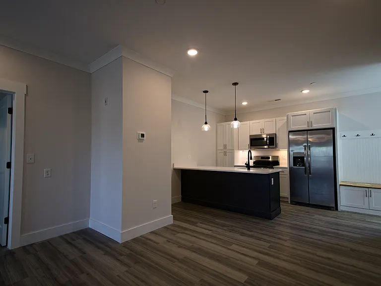 1805 Duncan Ave — Photo 44