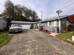 14308 NE Sandy Blvd UNIT 38, Portland, OR 97230