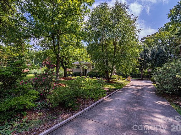 2nd image of 3448 Anderson Mountain Rd