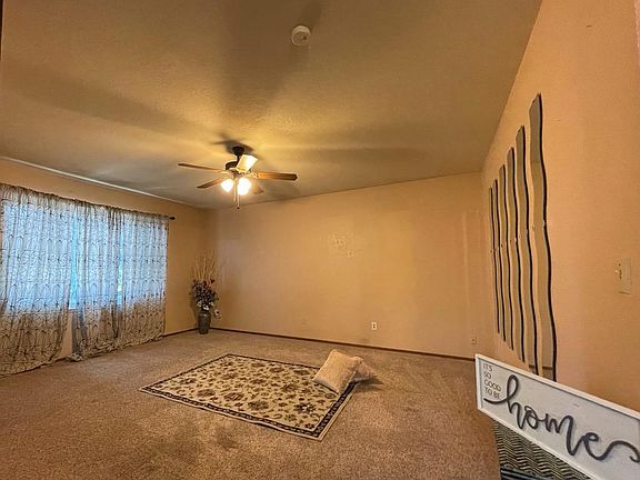 3rd image of 529 Brookview Ct