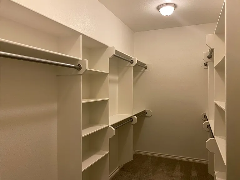 3945 Old Omen Rd — Photo 22