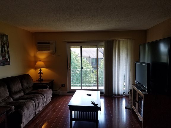 2nd image of 9865 Cordoba Ct APT 3C