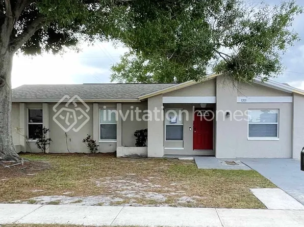3205 Lancaster Ln, Tampa, FL 33619