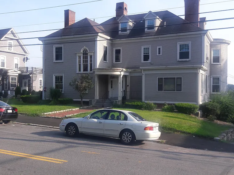 95 Summer St #10 — Photo 10