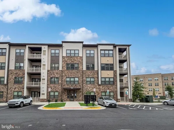46270 Mount Allen Ter #202, Sterling, VA 20164