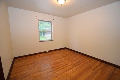 5th image of 231 Glenwood Ave
