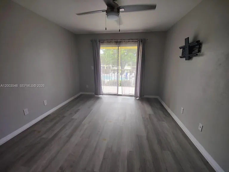 2668 Kings Lake Blvd — Photo 18