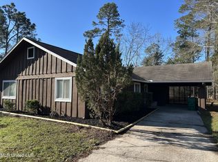 1 Rabbit Run, Diamondhead, MS 39525