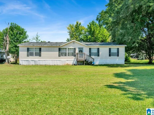 46 Airport St, Centreville, AL 35042