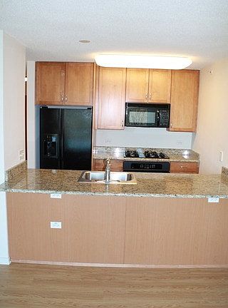 3rd image of 9655 Woods Dr Unit 608