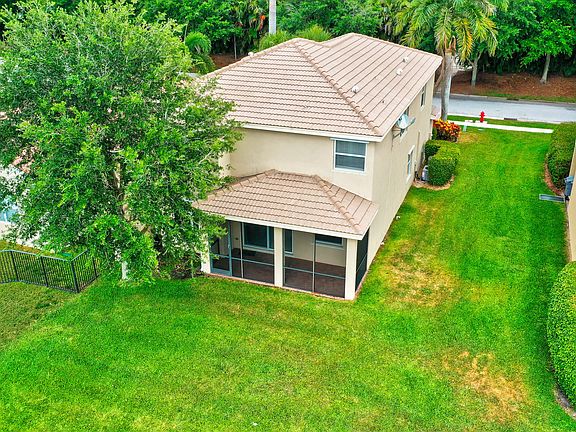 5th image of 7557 Topiary Avenue