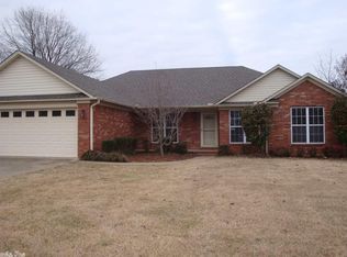 609 Chesapeake Dr, Searcy, AR 72143