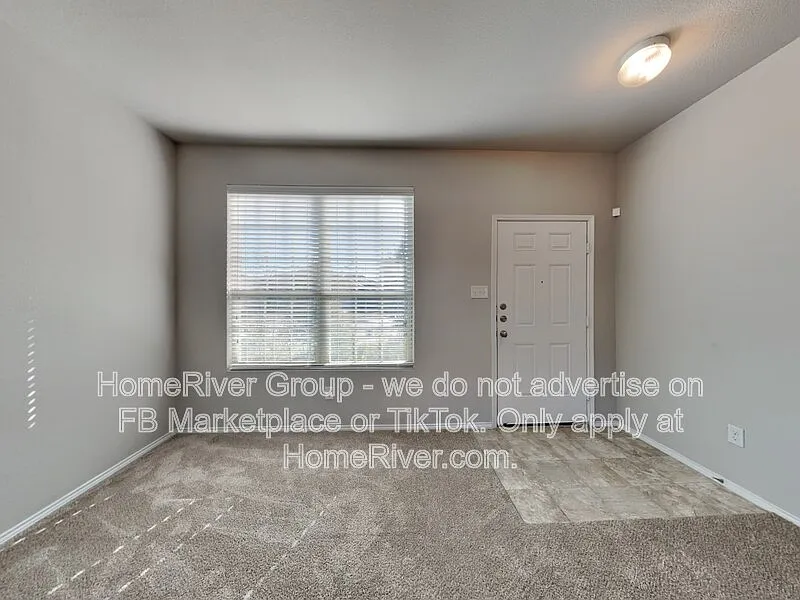 3 bed, 3.0 bath, 1875 sqft, $2,100 — Photo 2