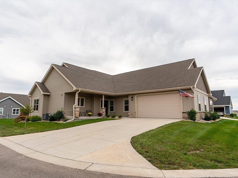 1st image of 278 Eagle Dr #278