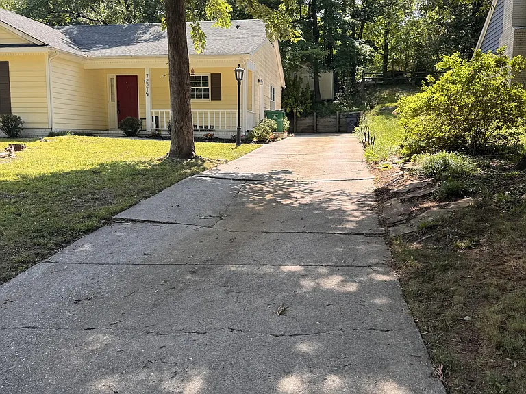 7221 Lea Wood Ln — Photo 2