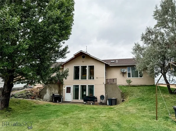 71 Capricorn Dr, Emigrant, MT 59027