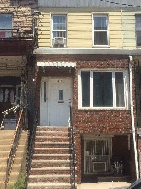1st image of 44 Cottage St