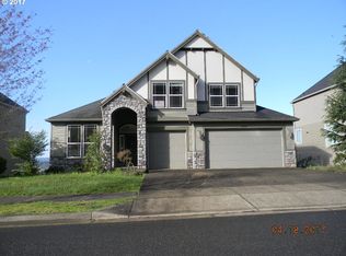 10956 SE Lenore St, Happy Valley, OR 97086