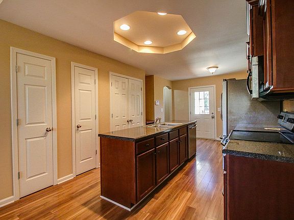 4th image of 509 Lanier Dr