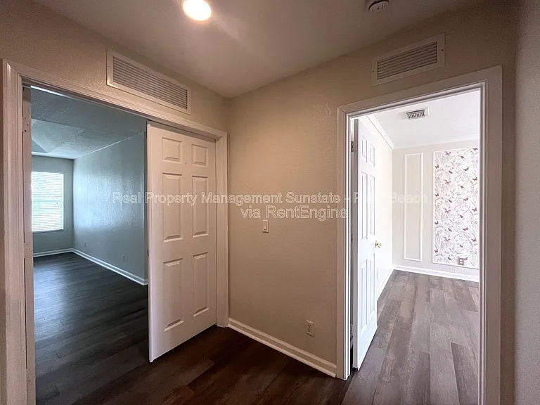 6786 Aliso Ave — Photo 17