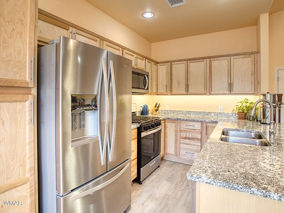 5th image of 737 W Summer Haven Ln