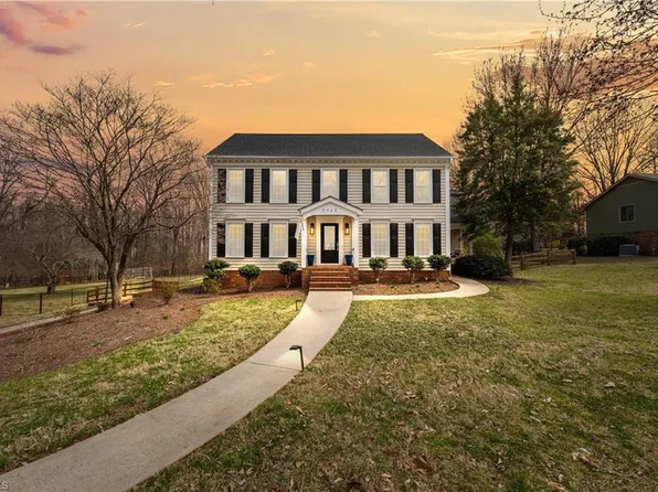 5945 Kenton Dr, Kernersville, NC 27284