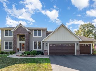 18969 Ironriver Ct, Lakeville, MN 55044