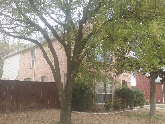 2nd image of 202 Bardwell Dr
