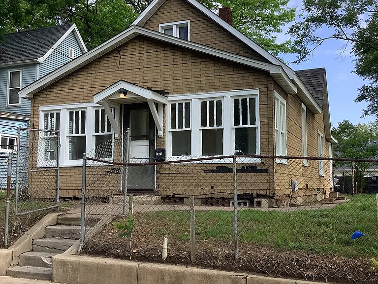 1921 W Malone Ave — Photo 11