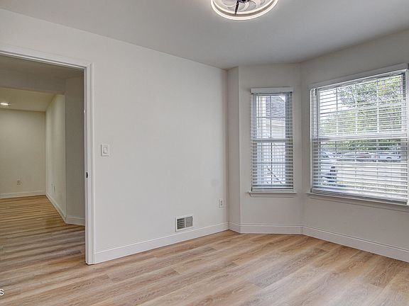 4th image of 39 Poplar Place