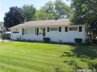 117 Castle Rd, North Syracuse, NY 13212
