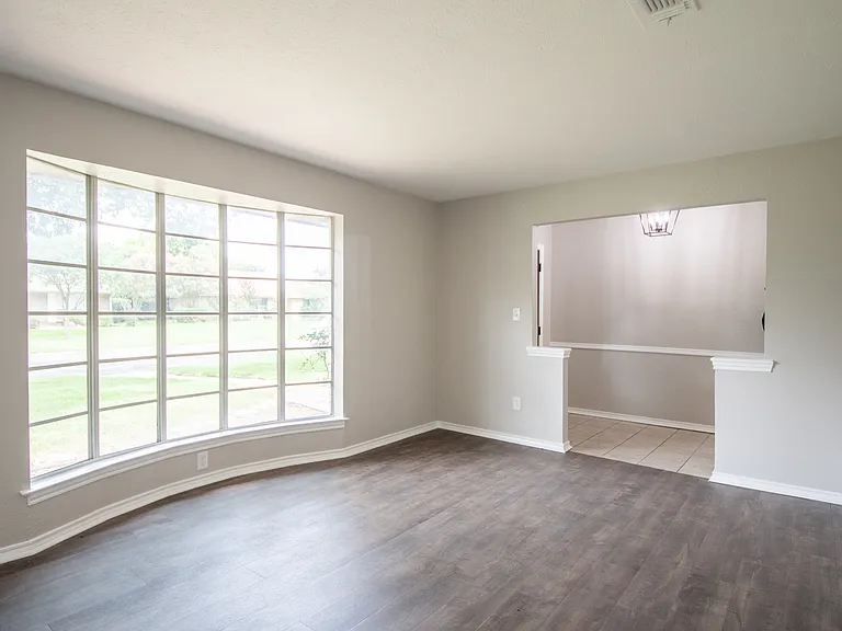 904 Lake Highlands Dr — Photo 6
