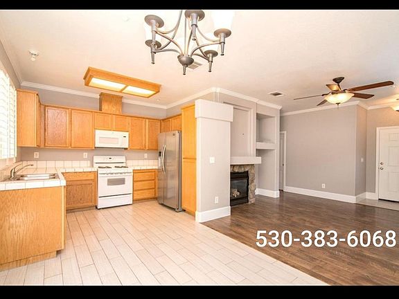 4th image of 802 Atwell Cir