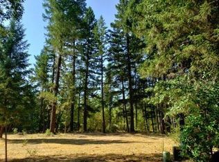 143 Enchanted Way, Cave Junction, OR 97523