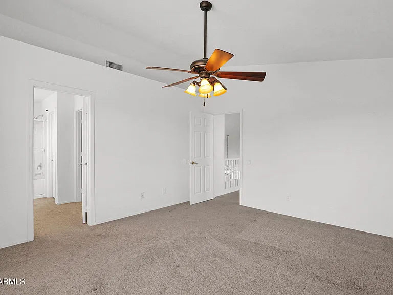 3415 E Menadota Dr — Photo 22