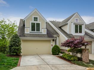 2034 Beacon Heights Dr, Reston, VA 20191