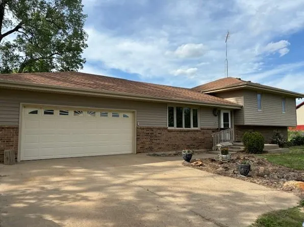 5156 W Water Well Rd, Salina, KS 67401