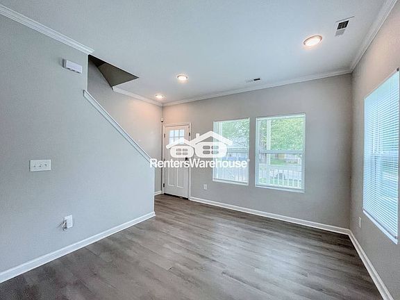 2nd image of 1601 Charleston Ave