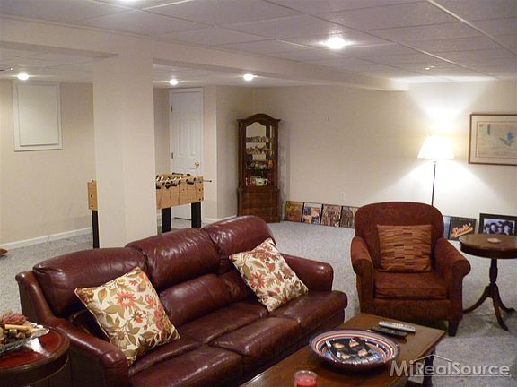 3rd image of 5001 Harbor Place Dr