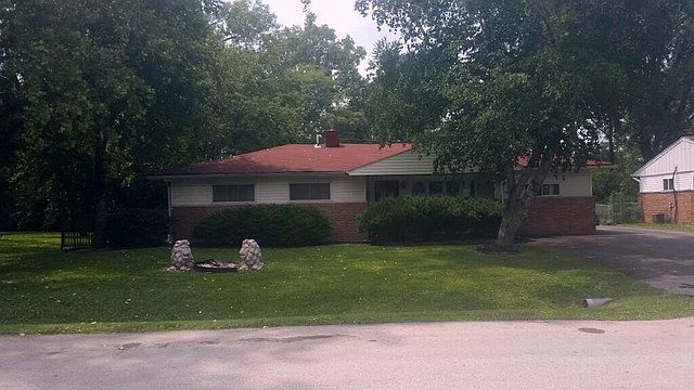 2nd image of 16444 Sawyer Ave