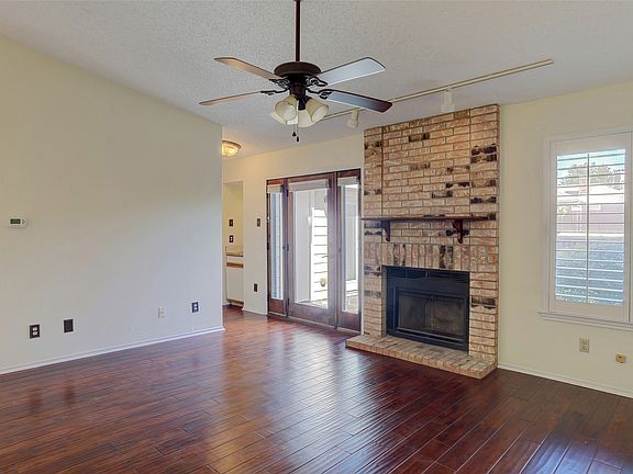 5th image of 2109 Brook Mount Ct