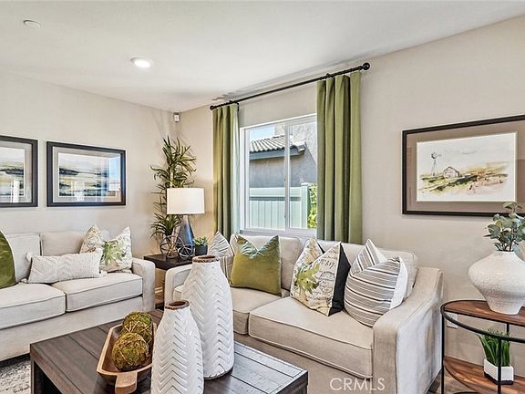 3rd image of 31146 Rosebud Dr