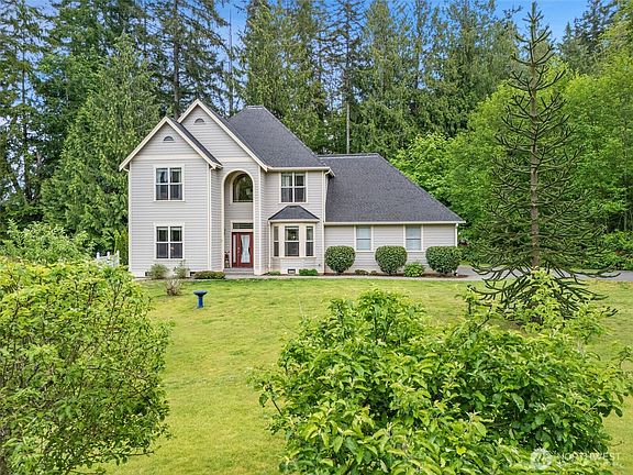 2nd image of 9618 SE Driftwood Drive