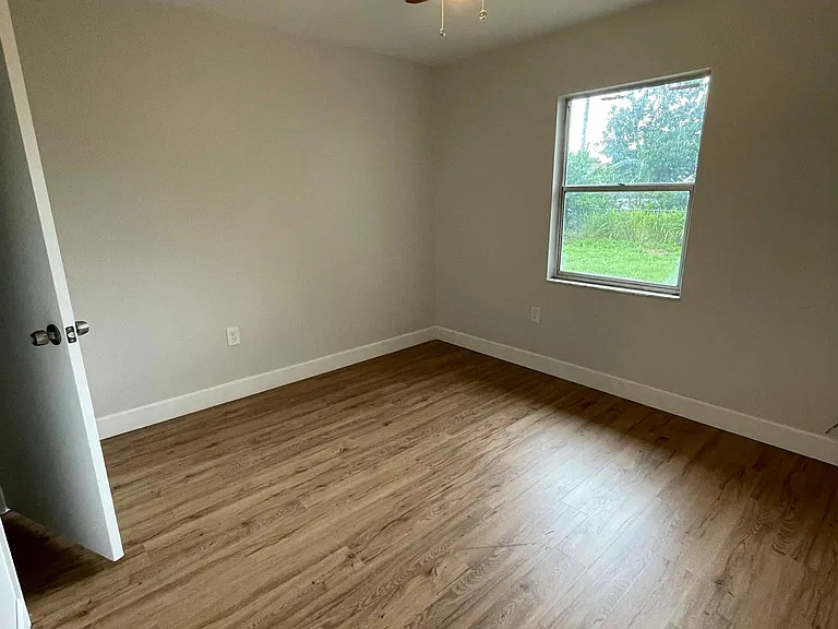 3604 Dovetail Ln N — Photo 7