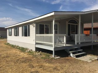 930 W Stuart St, Pinedale, WY 82941