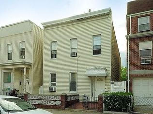 2586 41st St, Astoria, NY 11103