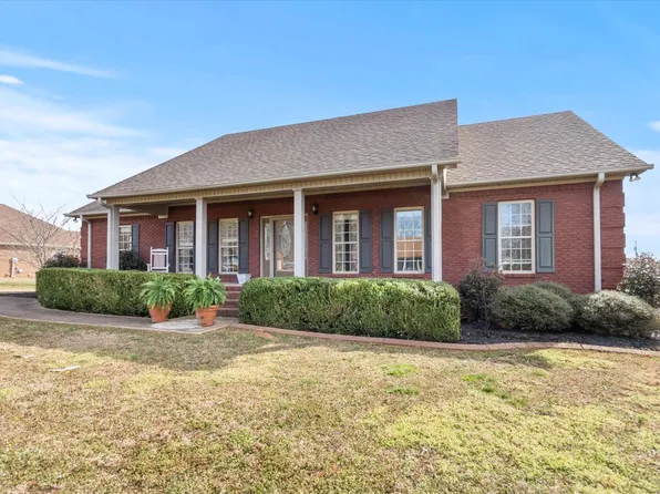 23622 W Clearmont Dr, Elkmont, AL 35620