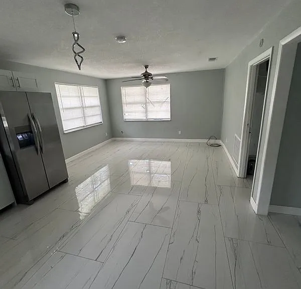 702 Sharon Ter — Photo 10